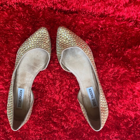 Super comfortable 🌸 - Picture 2 of 4